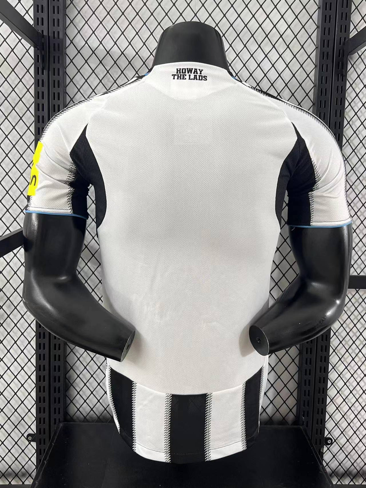 New Castle United 2025/26 - Player Authentic Player [Slim Fit] Player [Slim Fit] Player [Slim Fit] [Slim Fit]
