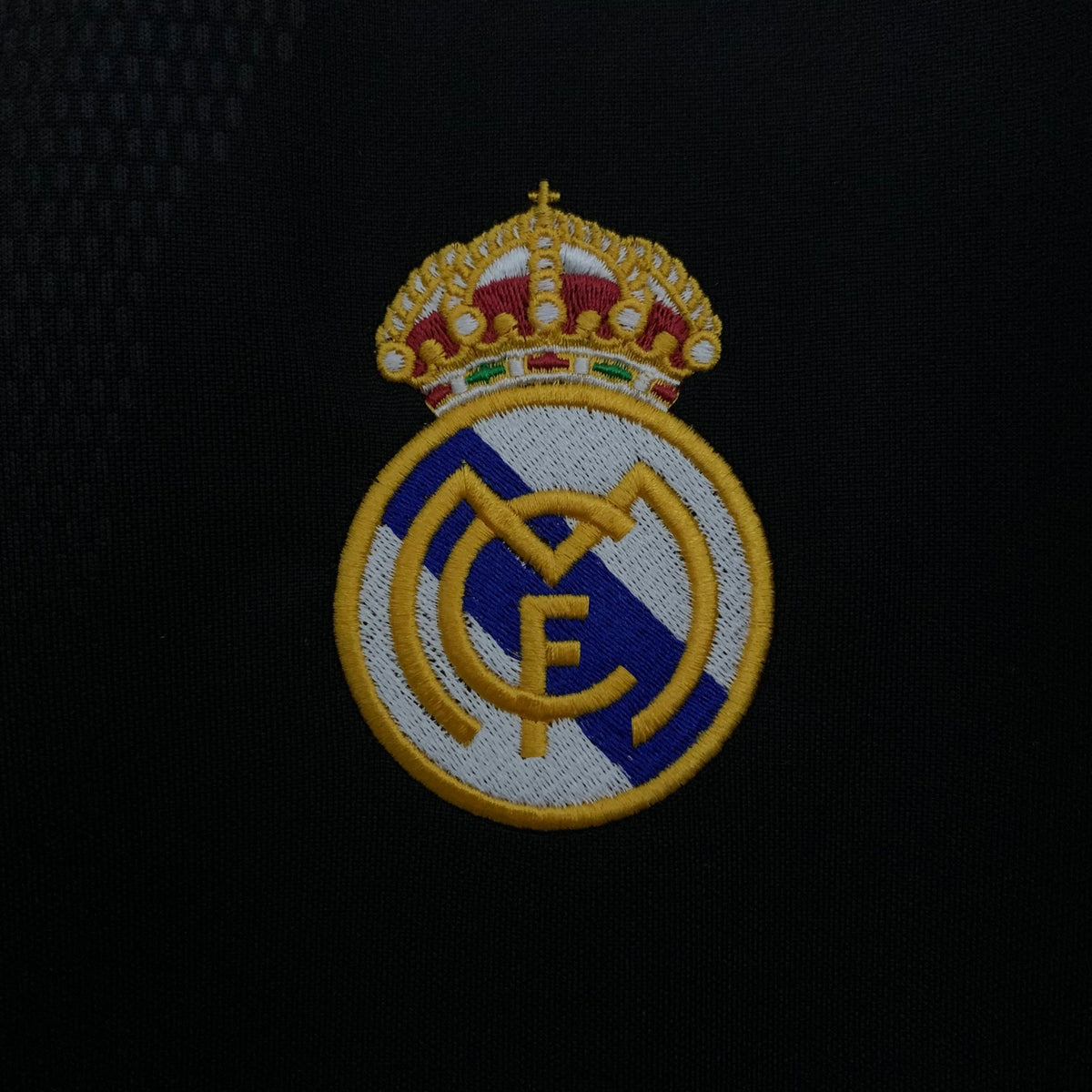 Retro Real Madrid 01/02 Away