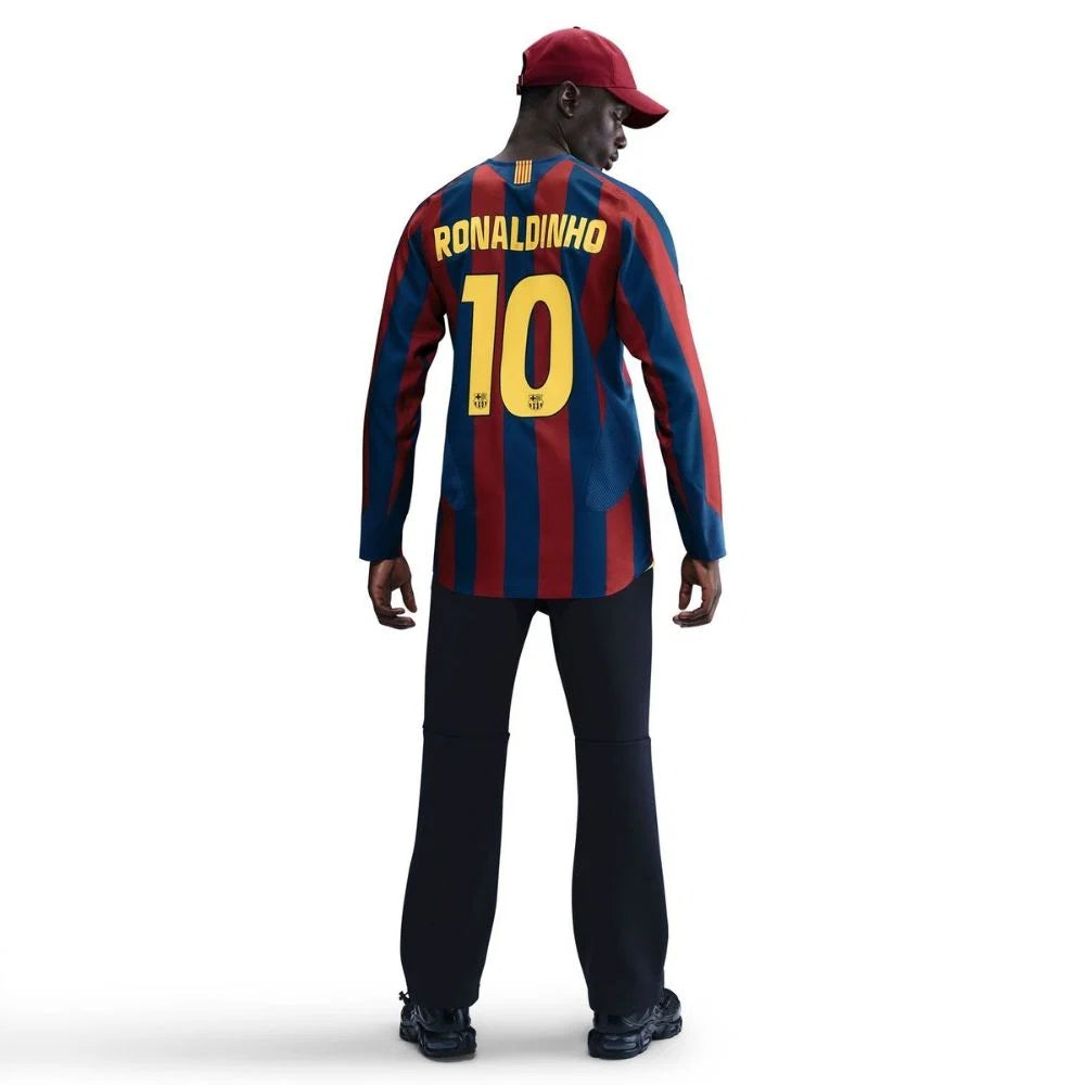 Ronaldinho FC Barcelona 2005/06 Reissue Long Sleeve Jersey