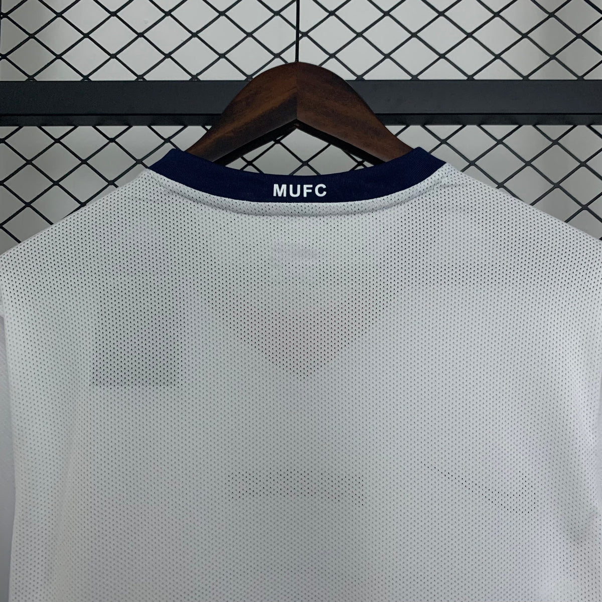 Retro Manchester United 08/09 Champions League Away Edition