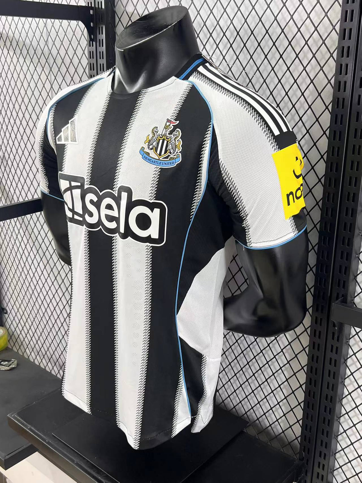 New Castle United 2025/26 - Player Authentic Player [Slim Fit] Player [Slim Fit] Player [Slim Fit] [Slim Fit]